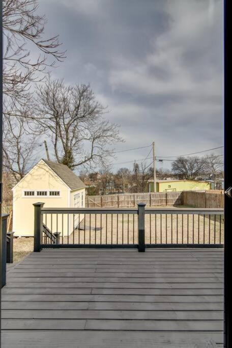 Captain's Quarters East Nashville, Tn Holiday home *